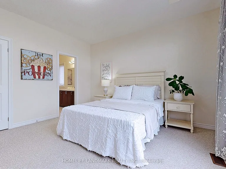 75 Mitchell Pl — Photo 37