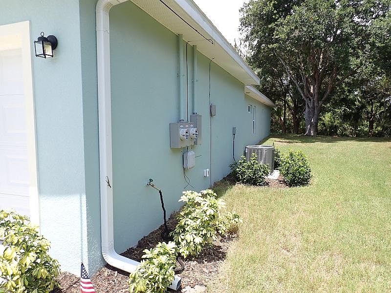2nd image of 72 Buttonworth Dr