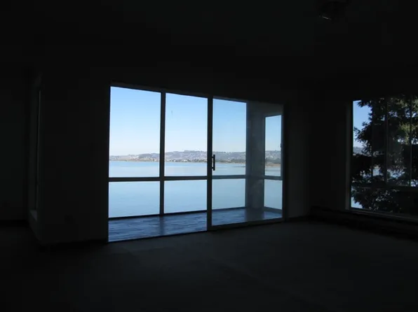 6 Commodore Dr #C334, Emeryville, CA 94608