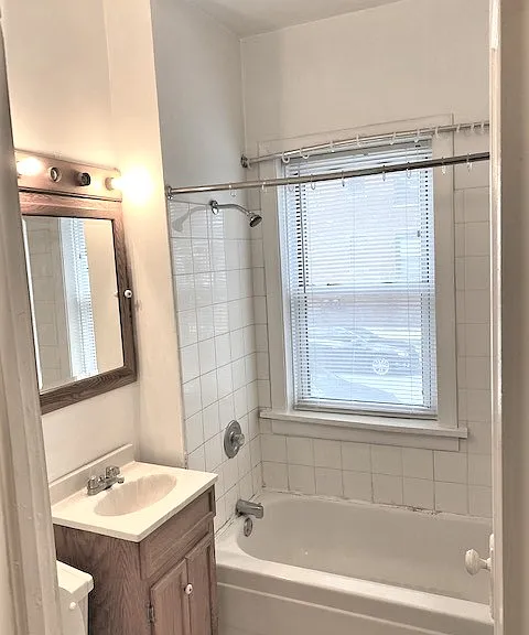 4603 N Claremont Ave #2 — Photo 10