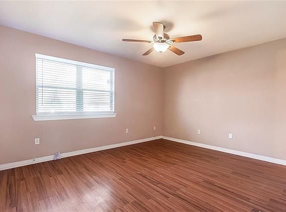 4th image of 3105 Shannon Dr