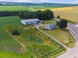 15520 Rock Grove Rd, Durand, IL 61024