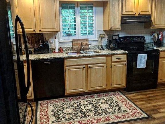 5th image of 9128 Candlewood Dr