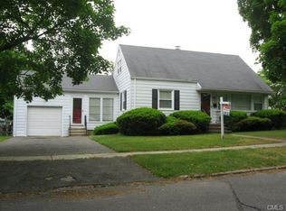 155 Brookbend Dr, Stratford, CT 06614