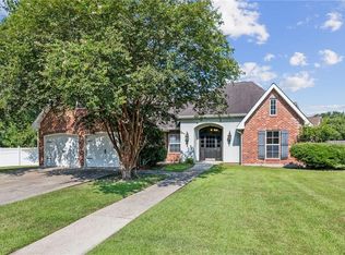 955 Live Oak Ct, Ponchatoula, LA 70454