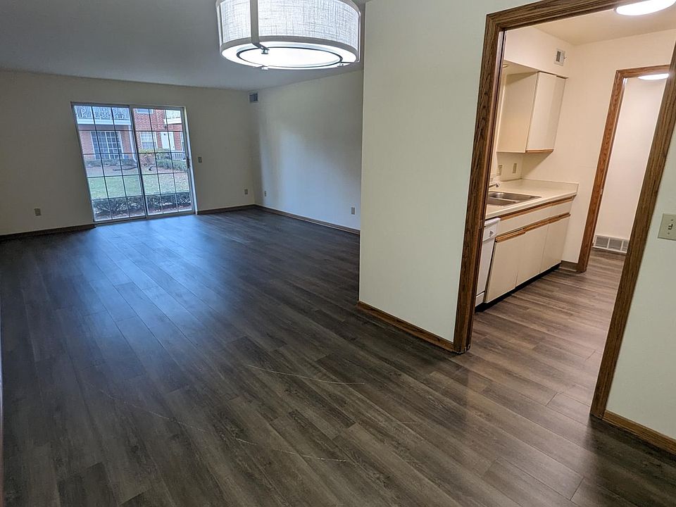 1st image of 202 N Eau Claire Ave #107