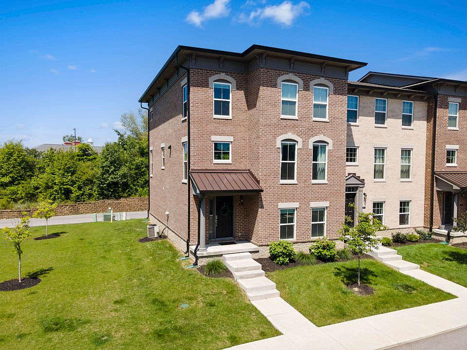 1st image of 325 Fairfax Way