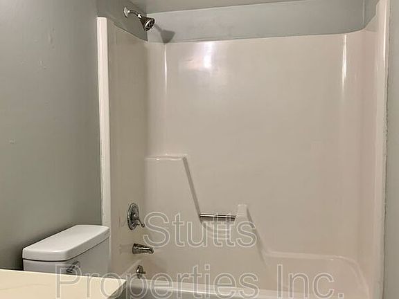 4th image of 1825 Darby Dr Unit H-9