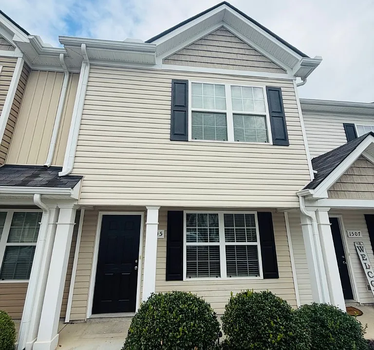 1505 Orange Ct