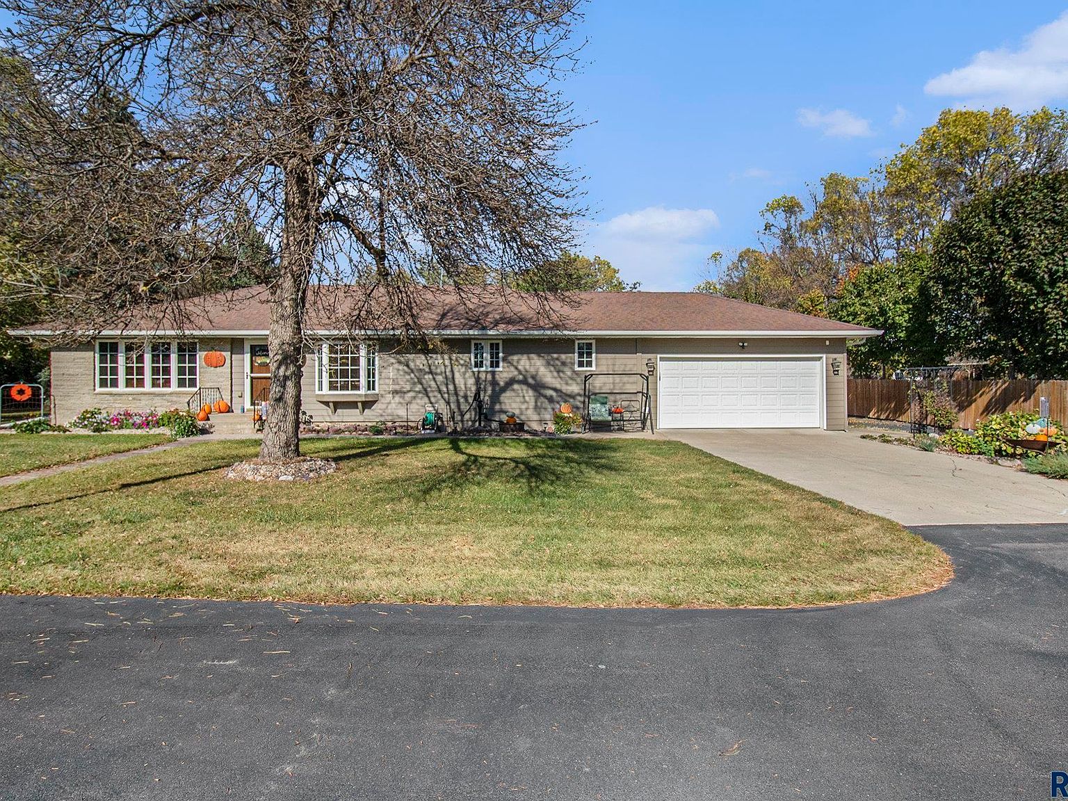 47852 273rd St, Harrisburg, SD 57032 | MLS #22507977 | Zillow