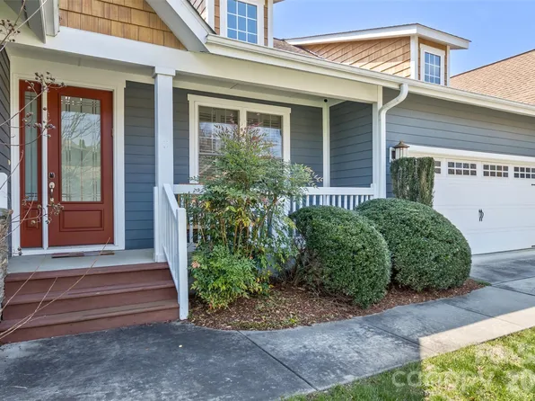 37 Creekside View Dr, Asheville, NC 28804