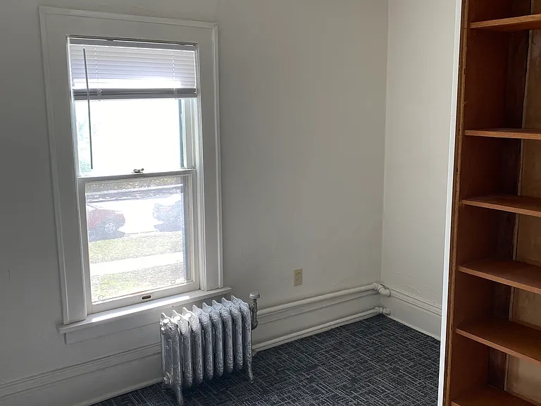 1429 Cleveland Ave N #6 — Photo 9