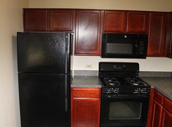 5th image of 1581 Raymond Dr APT 104
