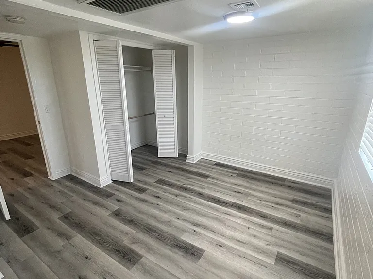 6725 E Earll Dr #14 — Photo 6