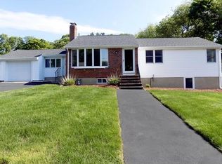 1 Hugh Ter, Peabody, MA 01960
