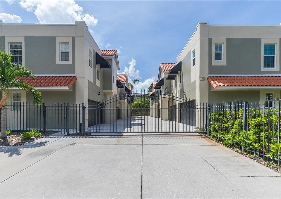 1st image of 3210 W Horatio St Unit 7