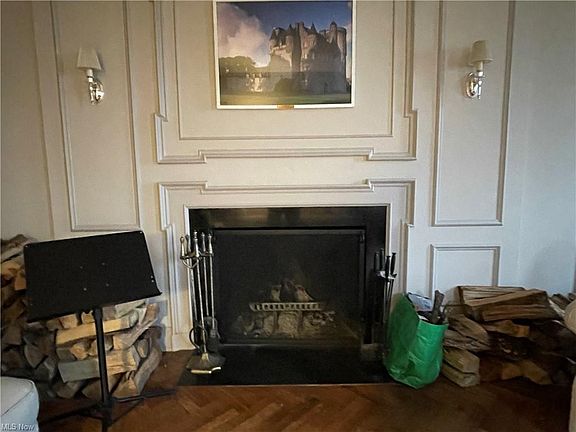 5th image of 13415 Shaker Blvd APT 11G4