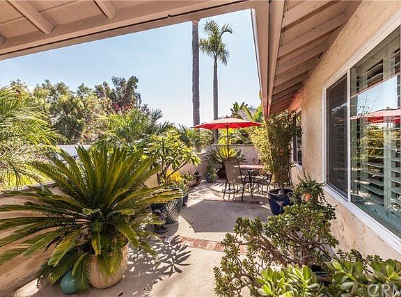 Private and serene front patio area