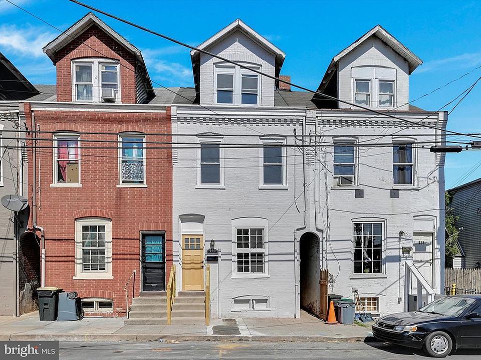 1st image of 463 Beaver St