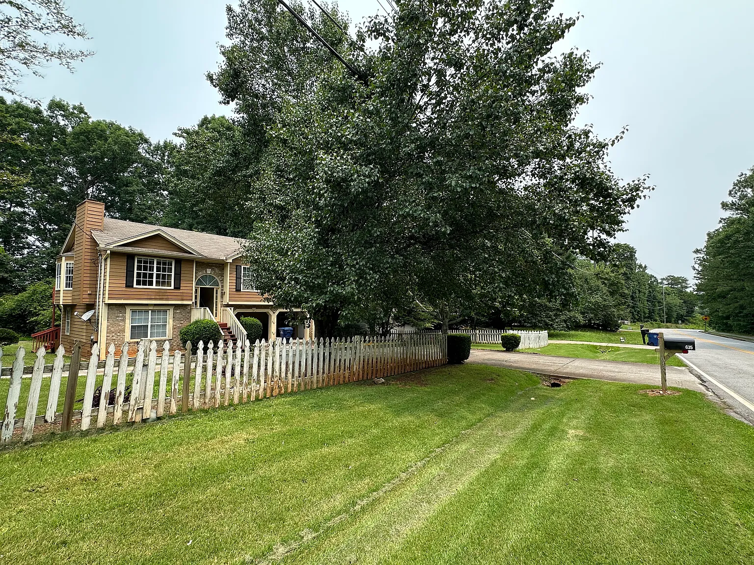 635 McCart Rd — Photo 2