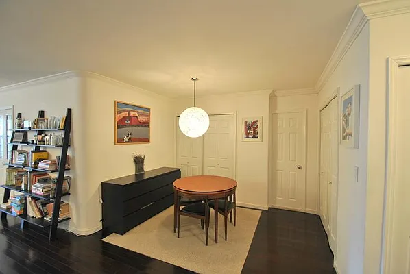 Sold by Real Direct | media 11