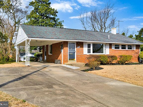 3rd image of 6404 Hillview Ave