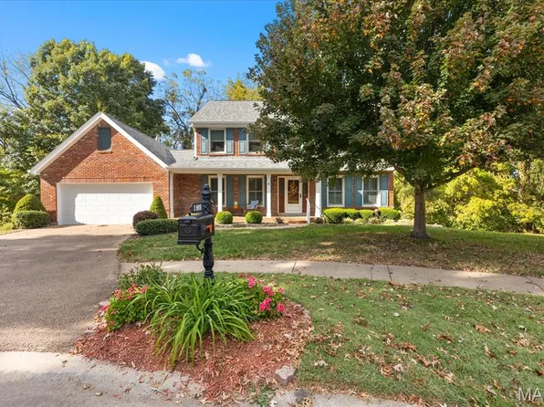 2 Hue Ct, Saint Charles, MO 63303