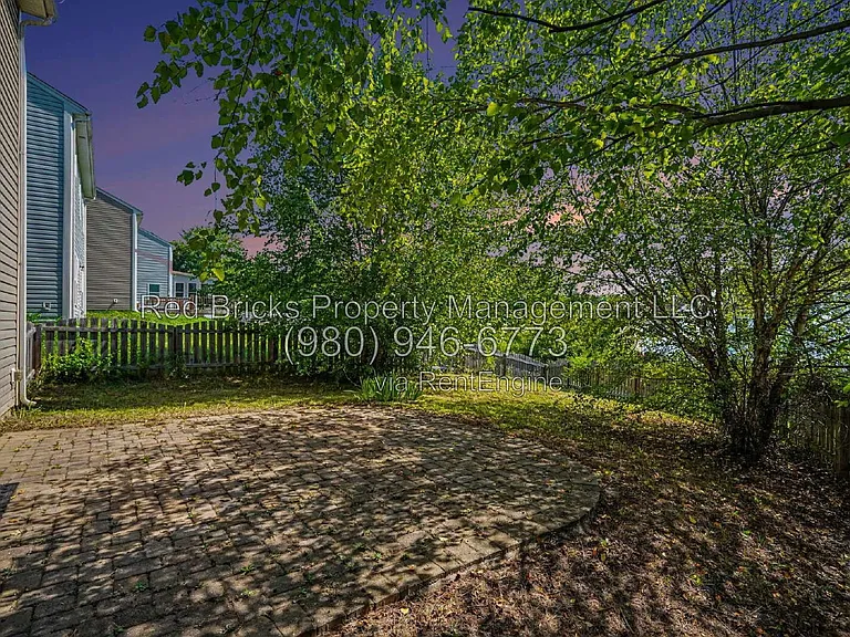 11325 Deer Chase Ln — Photo 19