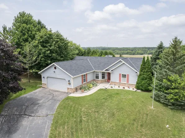W4743 Scott LANE, Lebanon, WI 53047