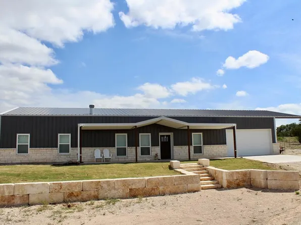 2321 Venado Dr, Christoval, TX 76935