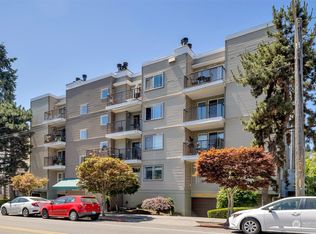 3045 20th Ave W APT 211, Seattle, WA