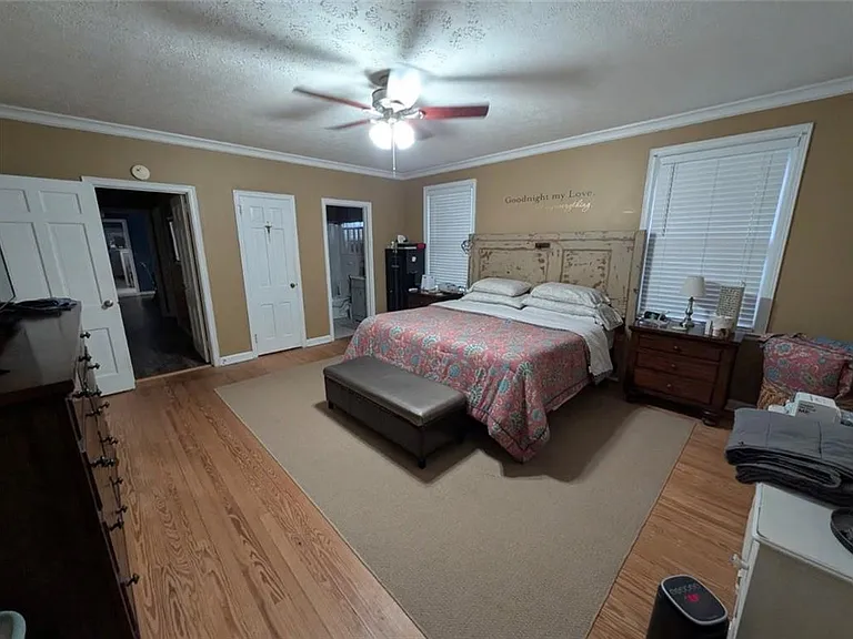 220 Dixie Dr — Photo 10