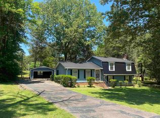 100 Holt St, Savannah, TN 38372