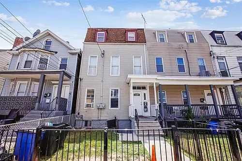 63 Belmont Ave #1 Photo 1