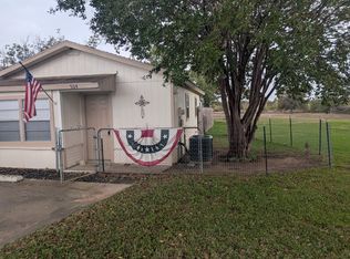 504A Circle Del Rio, Rhome, TX 76078