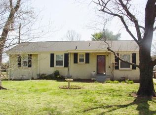 215 Desoto Dr, Nashville, TN 37210