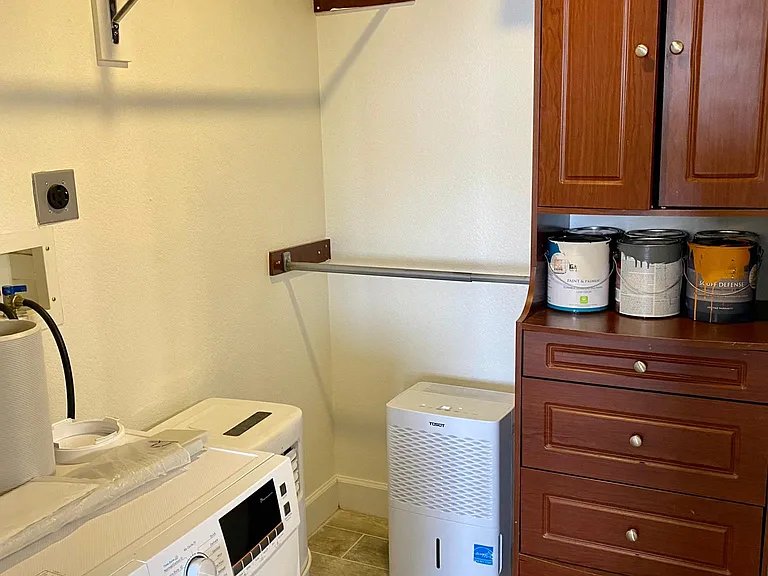 151 E Washington St #610 — Photo 23