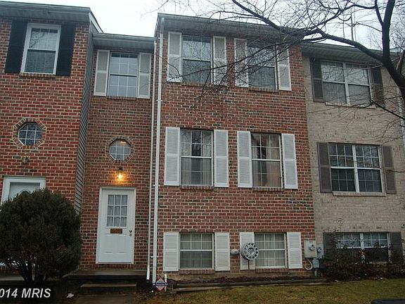 3rd image of 9508 Axehead Ct