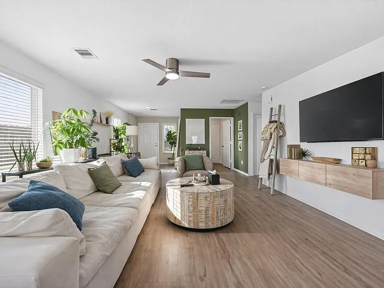 2450 Ridge Oak Dr — Photo 13