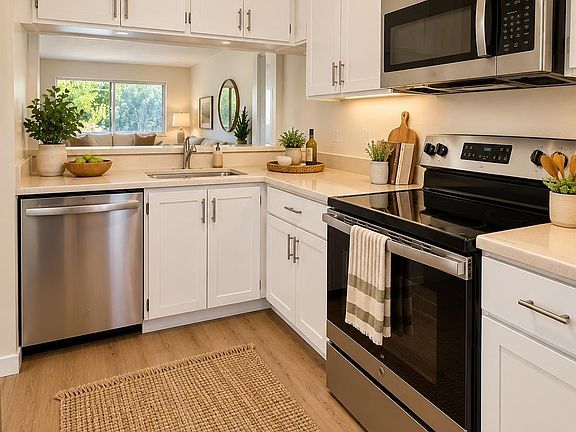 3rd image of 1060 Oak Grove Rd APT 80