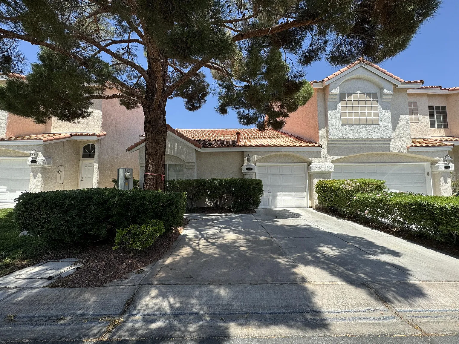 Greenery View Ln - 5892 - 1 — Photo 1