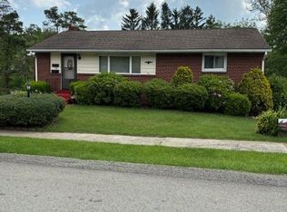 72 Mayflower Dr, Uniontown, PA