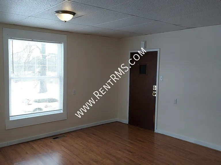 2600 SW Clay St #4 — Photo 4