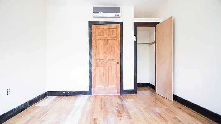 Rented by Nooklyn NYC LLC | media 29