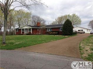 1750 C C C Rd, Dickson, TN 37055