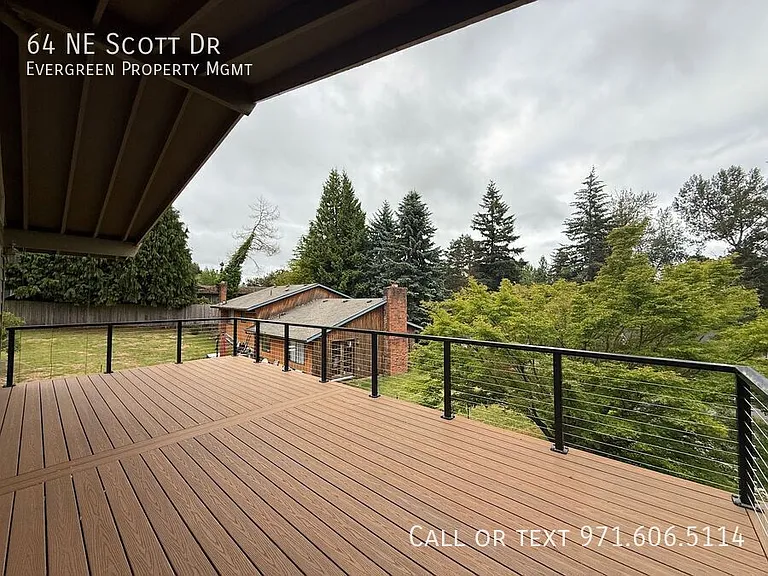 64 NE Scott Dr — Photo 15