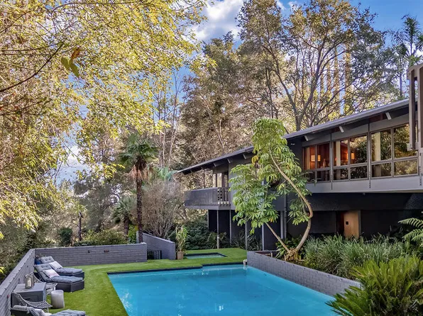 140 Belday Rd, Pasadena, CA 91105