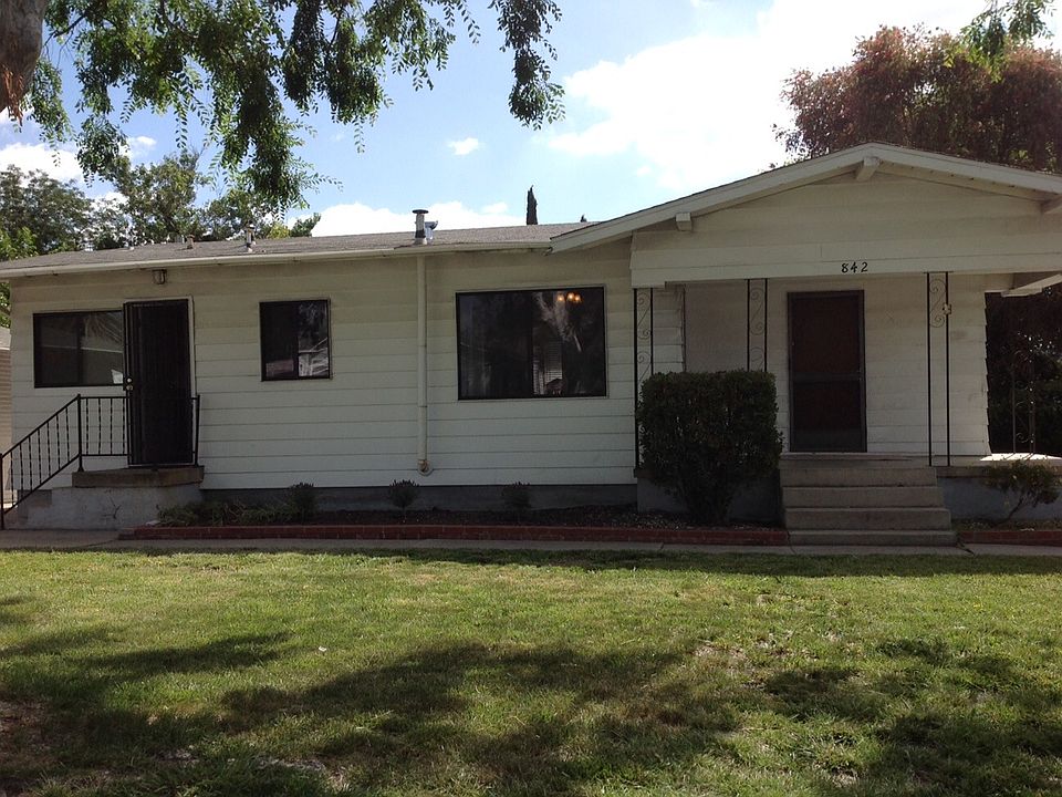 1st image of 842 W Chase Ave