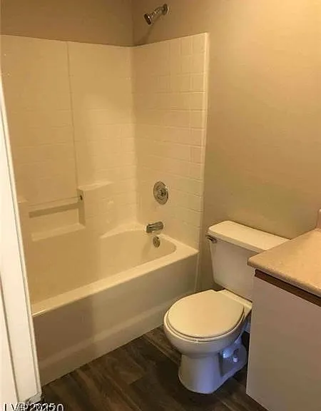 2120 McMurray Dr #7 — Photo 13