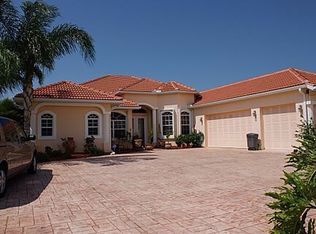 25423 Saint Helena Ln, Punta Gorda, FL 33983